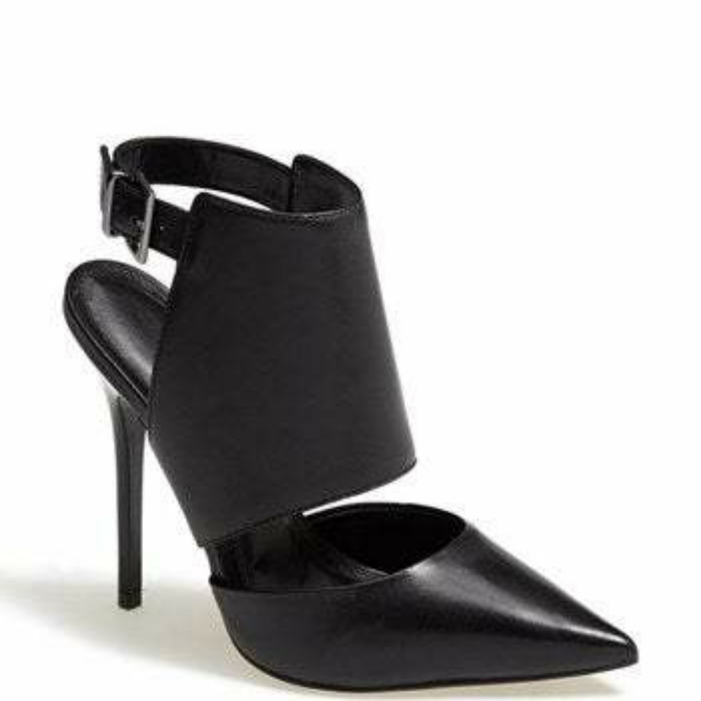 CARVELA BY KURT GEIGER GAIN BLACK PUMP